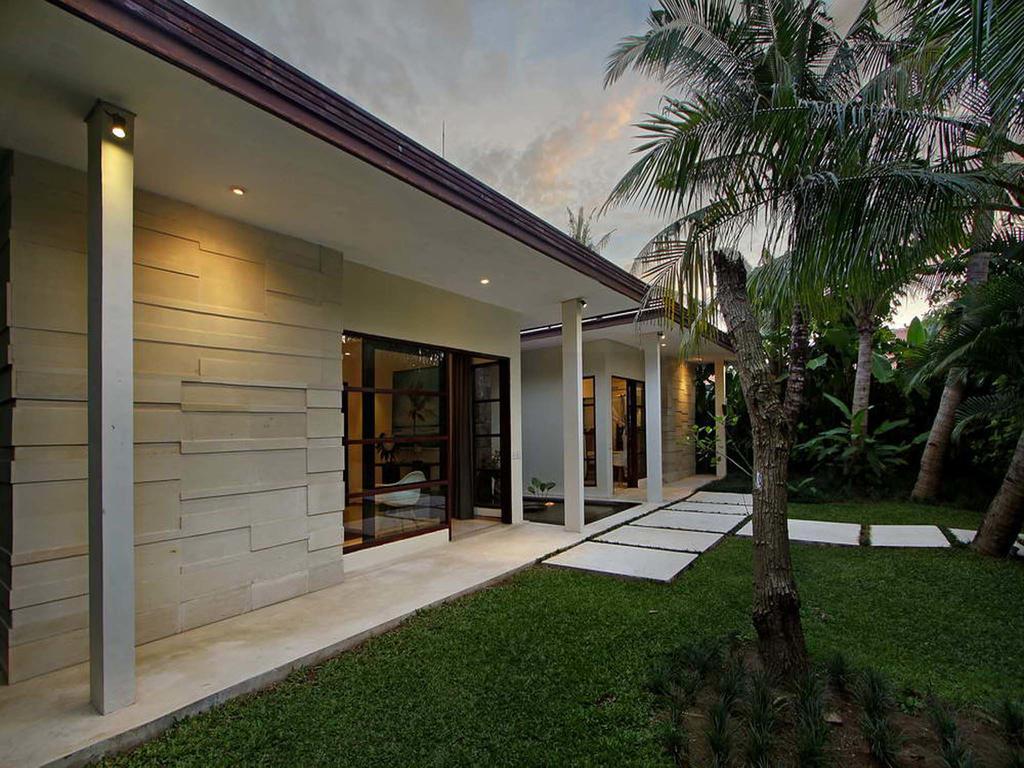 Villa Mona Canggu Стая снимка